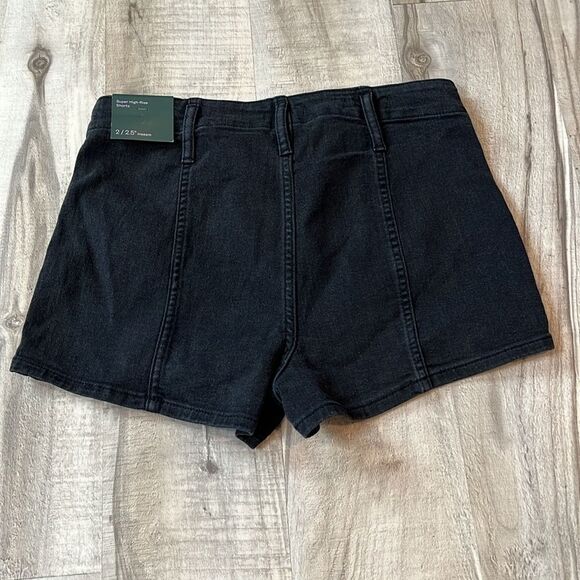 NWT Wild Fable Super High-Rise 2.5 inch inseam shorts size 2 - Picture 5 of 6